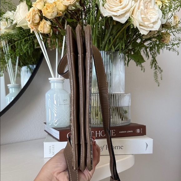 Fendi Tan Monogram Shoulder Bag - Picture 5 of 9